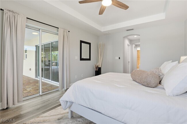 Building Photo - 1723 SW 31st Ln