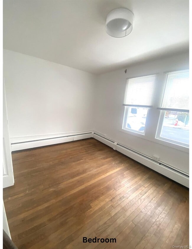 Primary Photo - 75 N Chestnut St