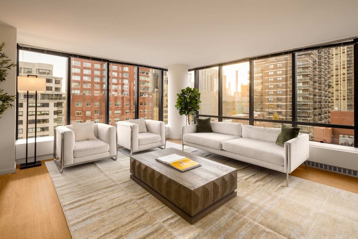 Building Photo - 525 E 72nd St