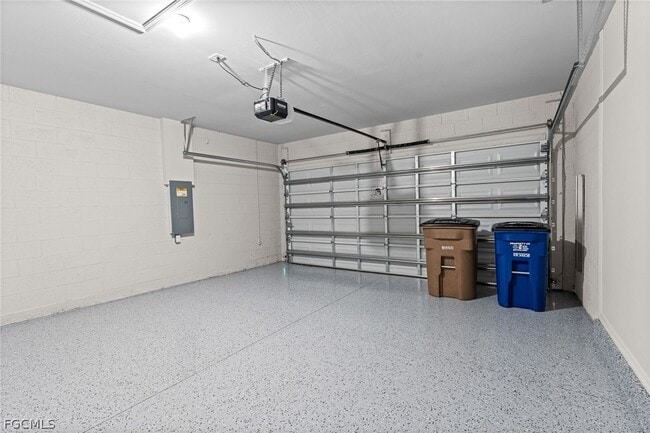 Building Photo - 1150 Brooklands Dr