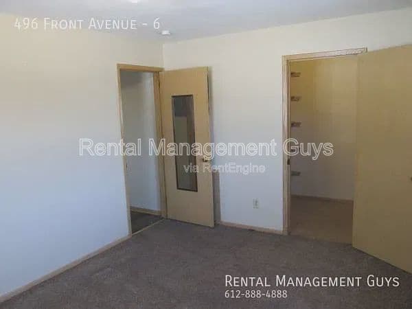 Building Photo - 496 Front St