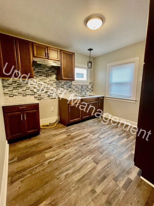 Building Photo - 20 Stanfield Terrace