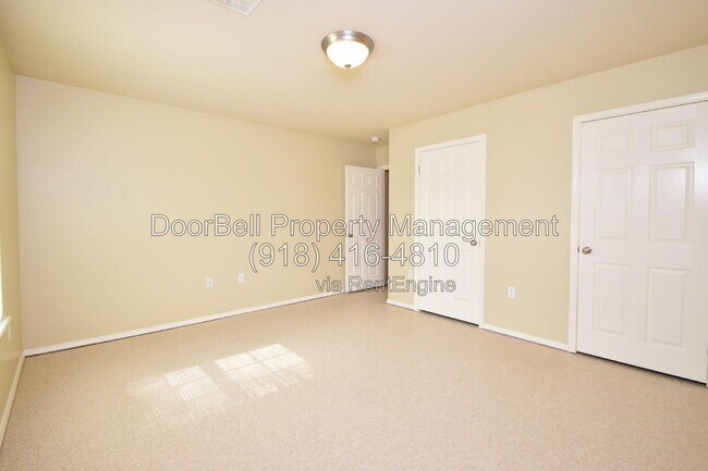 Building Photo - 6009 S Madison Pl
