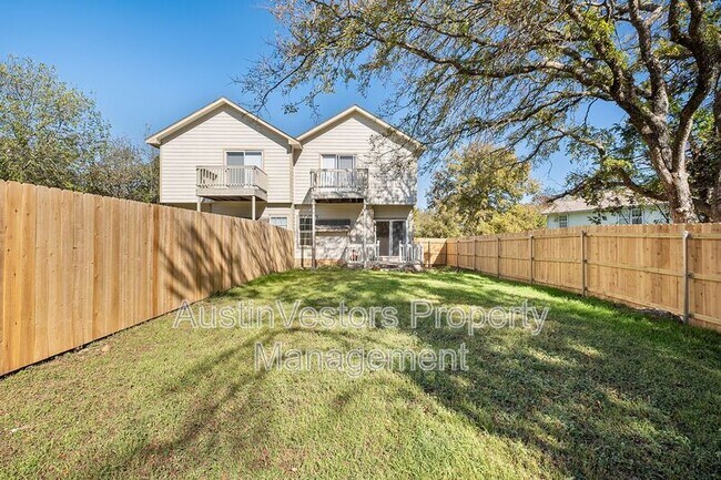 Building Photo - 1003 Canyon Edge Dr