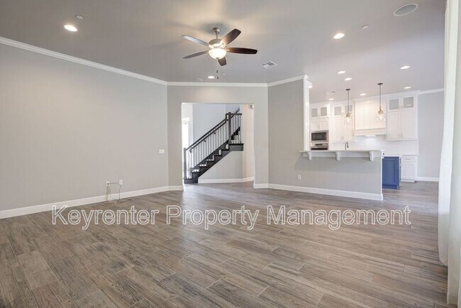 Building Photo - 15121 SE 56th St