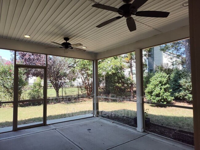 Building Photo - 8611 Burnside Ln