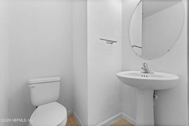 Building Photo - 8704 Lake George Cir W