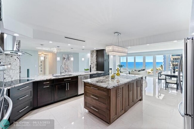 Building Photo - 4100 Galt Ocean Dr