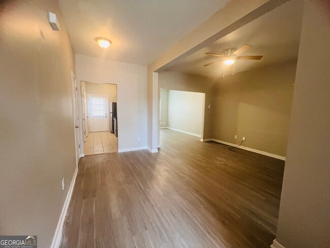 Building Photo - 1005 Mill Creek Way