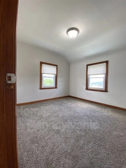 Building Photo - 1745 Pierce St