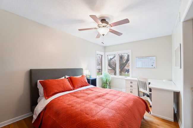 Building Photo - 6601 Lincoln Ave