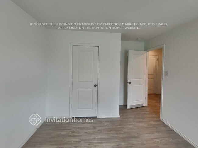 Building Photo - 113 Parish Ln