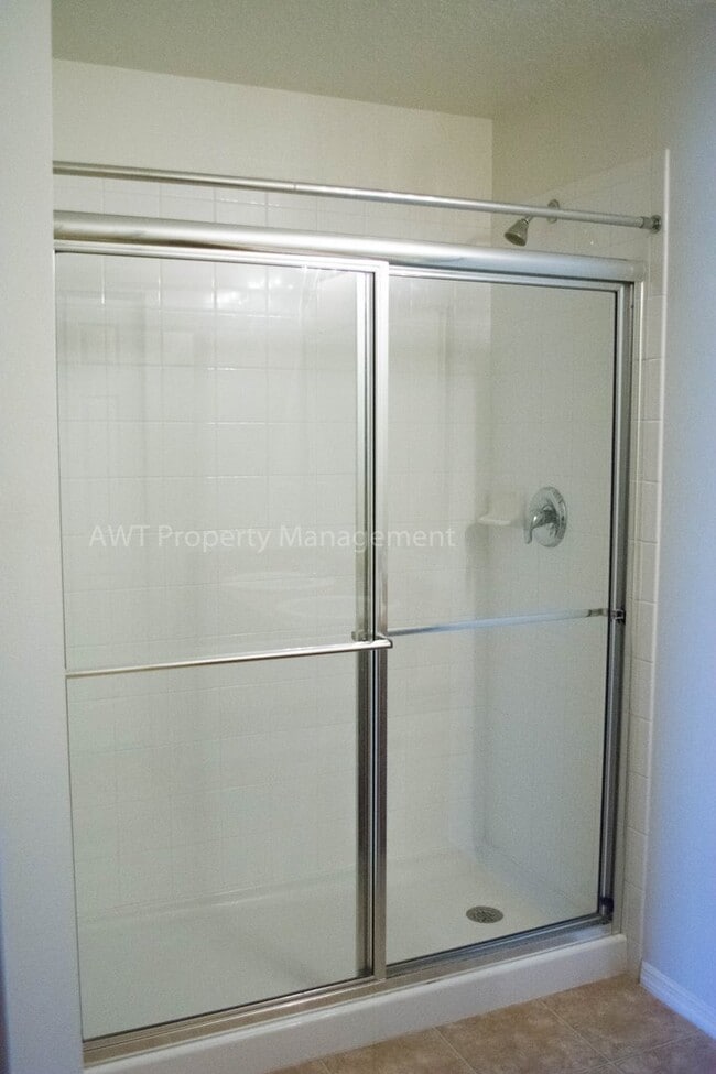 Building Photo - 58 Pergola Pl