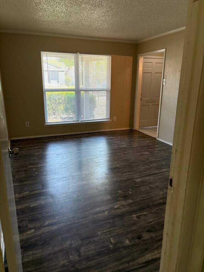 Building Photo - 3514 Summit Ln