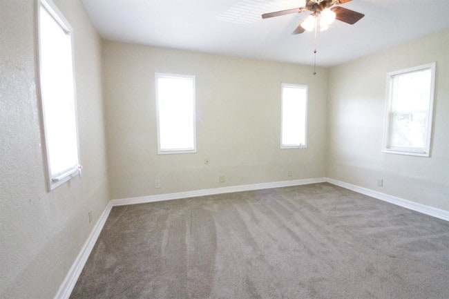 Building Photo - 622 Belle Ave