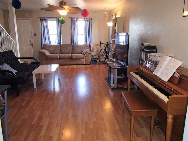 Building Photo - 4511 Avenue B