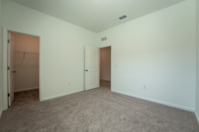 Building Photo - 2238 Raven Rdg Rd
