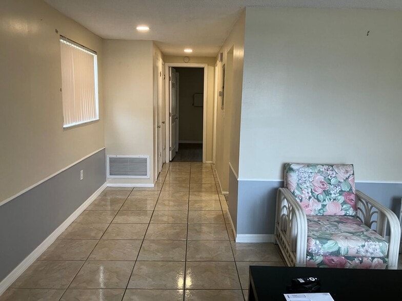 Building Photo - 4922 Elkner St