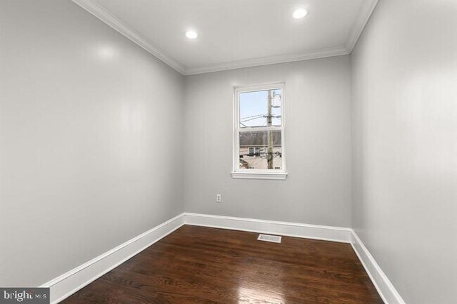 Building Photo - 2456 Keyway