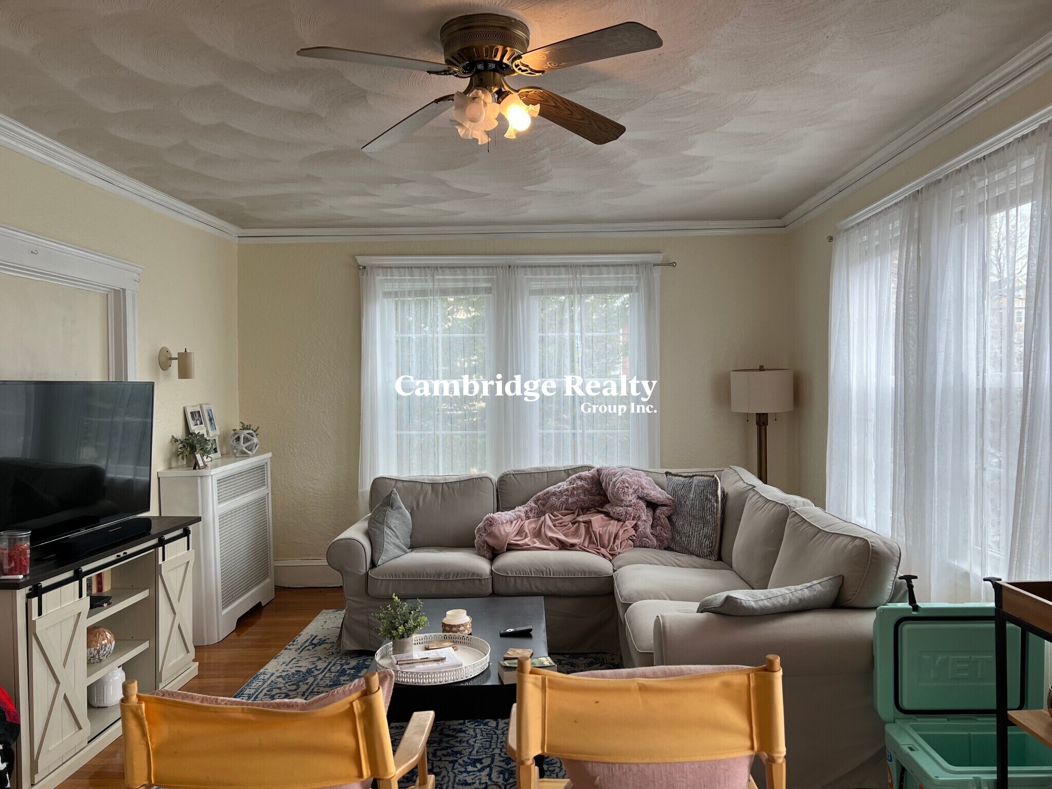 Building Photo - 66 Craigie St