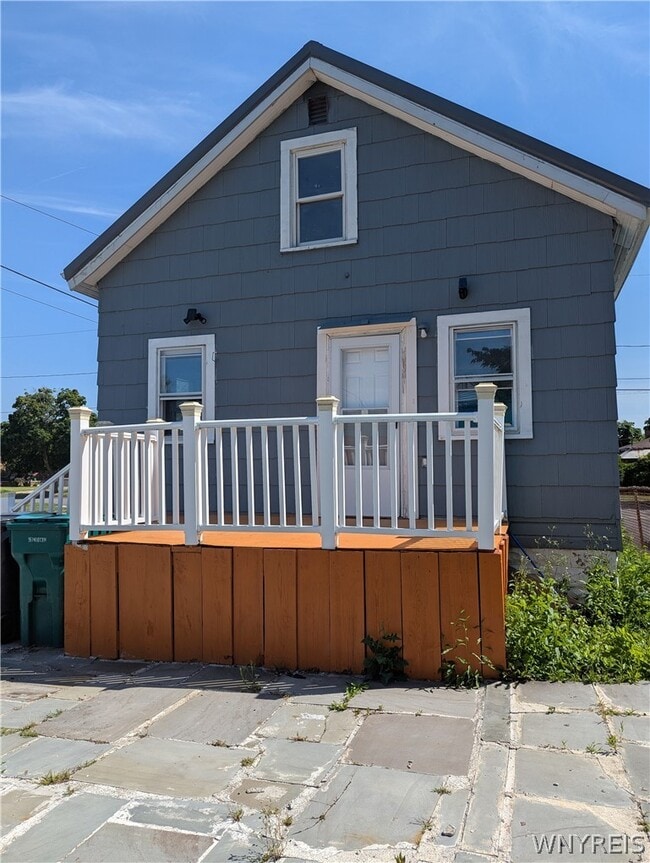 Building Photo - 3248 Dudley Ave