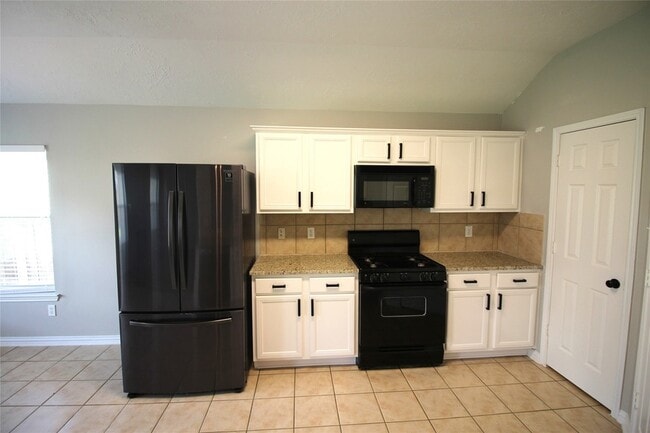 Building Photo - 16531 Sperry Gardens Dr