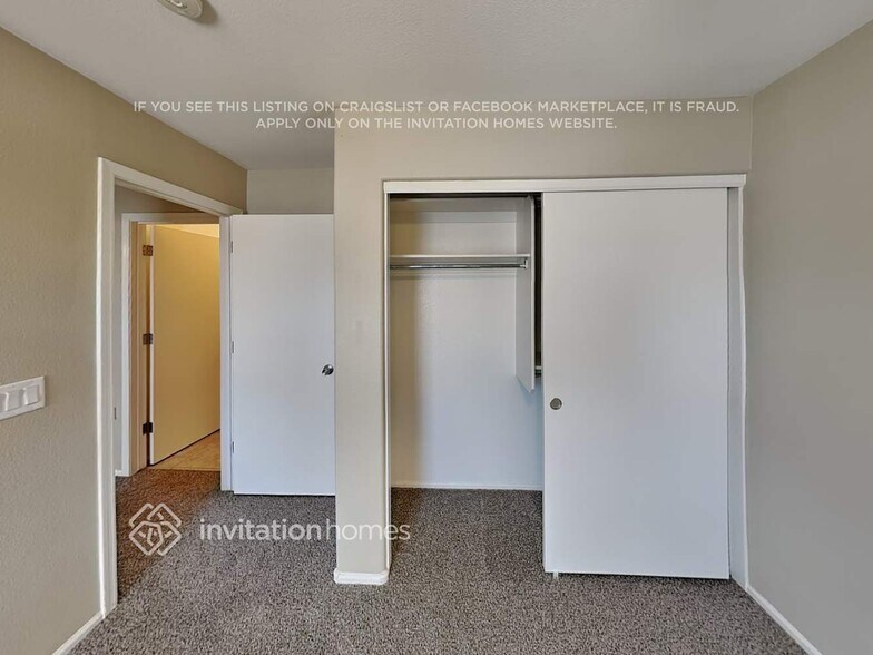 Building Photo - 12559 W Medlock Dr