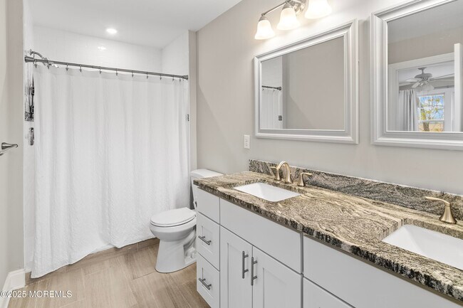 Building Photo - 1260 Pensacola Rd