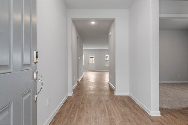 Building Photo - 9552 Caney Trails Rd