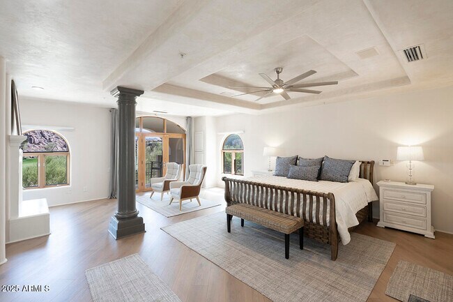 Building Photo - 10420 E Morning Vista Ln