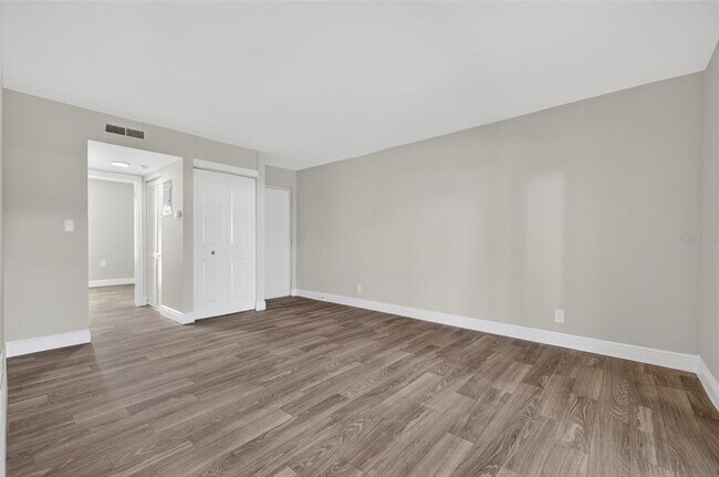Building Photo - 612 Bass Ct