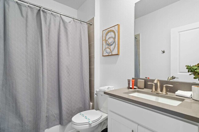 Building Photo - 581 Drop Shot Dr