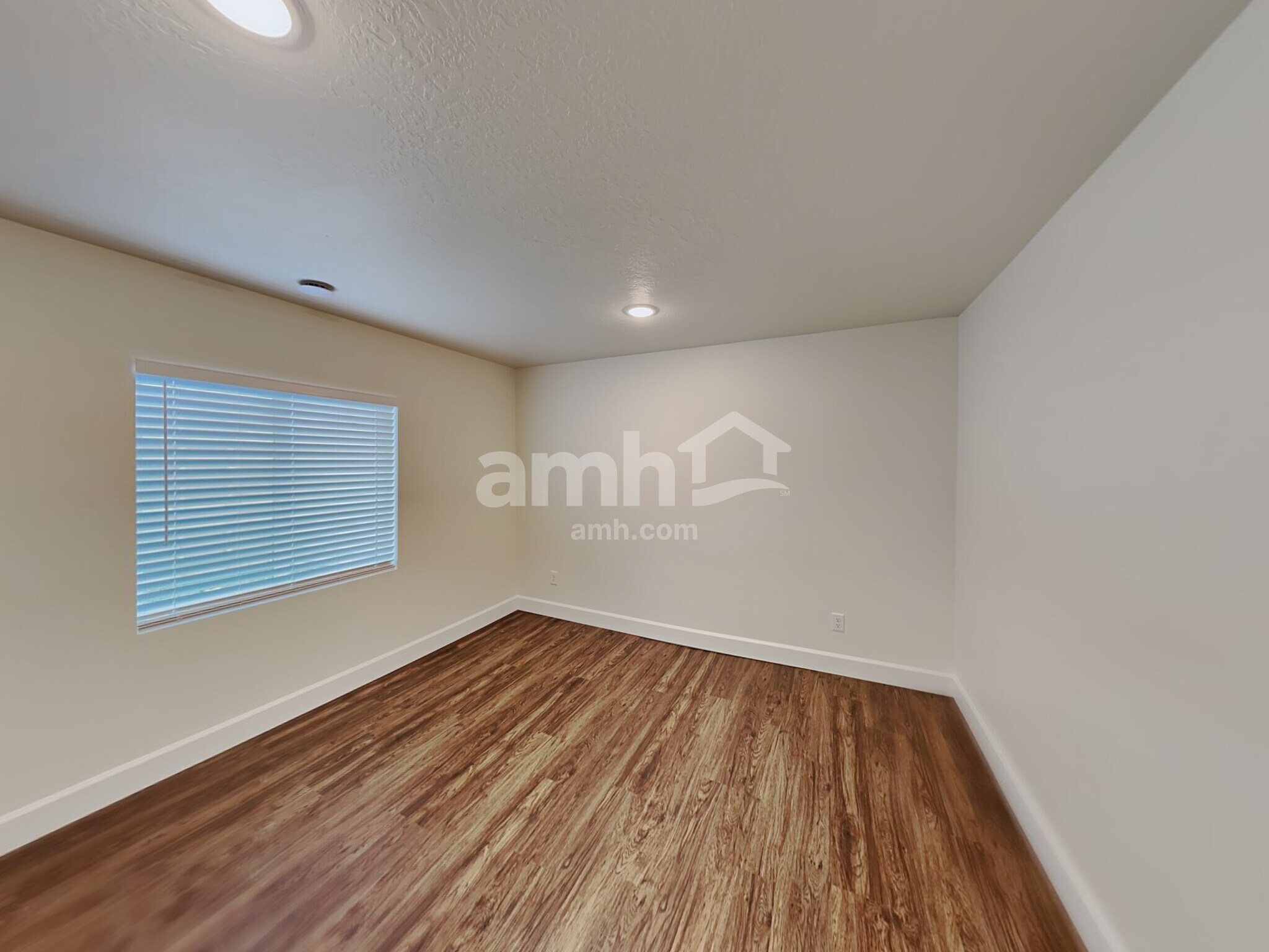 Building Photo - 5993 W Arranmore Dr