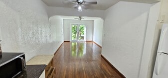 Building Photo - 1820 Roosevelt St
