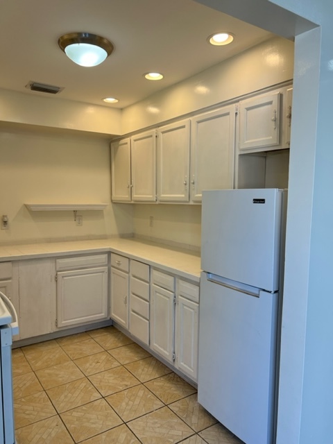 Kitchen - 205 W King St