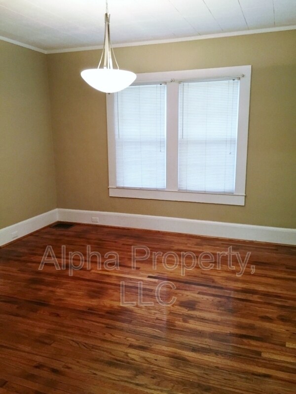 Building Photo - 304 Donnybrook Ave
