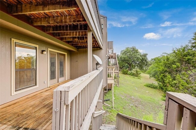 Building Photo - 169 Comanche Dr
