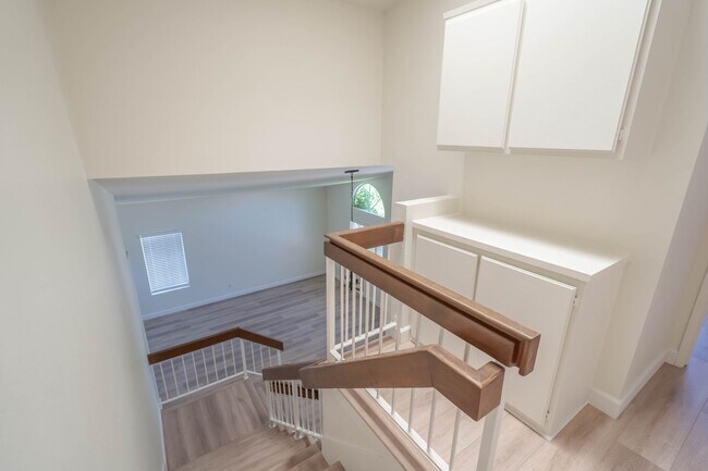 Building Photo - 22441 Cardiff Dr