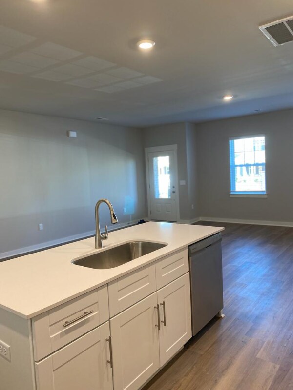 Building Photo - 4521 Sardius Dr