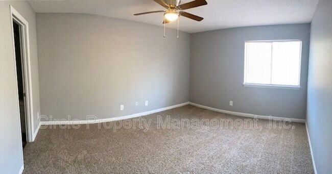 Building Photo - 2021 Highridge Dr SW