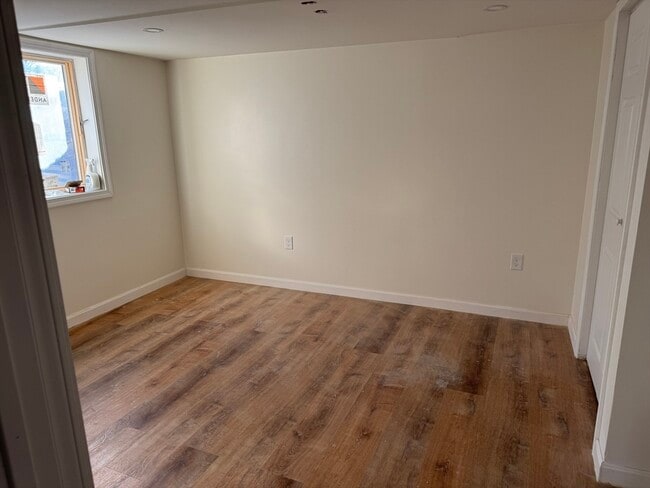 Building Photo - 111 Lexington St