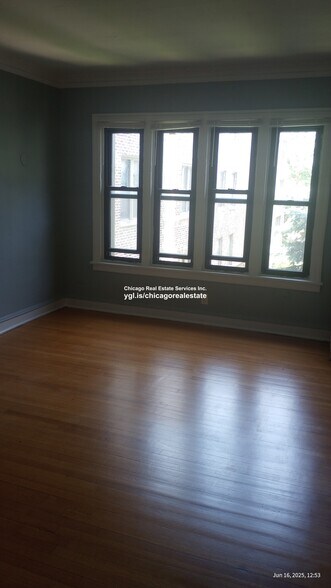 Building Photo - 1317 W Estes Ave