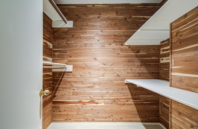 Building Photo - 12625 Memorial Dr