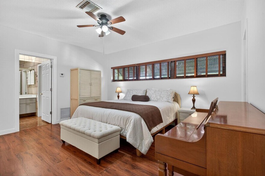 Building Photo - 3170 Estates Dr