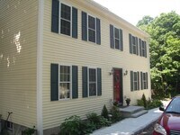 Building Photo - 11 Dell Ave