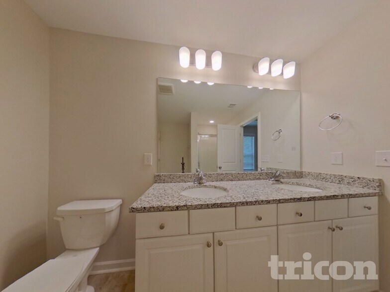 Building Photo - 180 Chapelcrest Ln