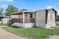 Building Photo - 2222 N Austin Ave