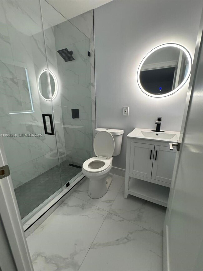 Building Photo - 1230 NW 70th St