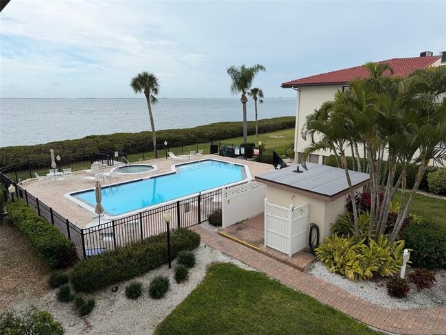 Building Photo - 3420 Wild Oak Bay Blvd