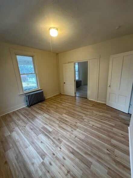 Building Photo - 24 Carey St